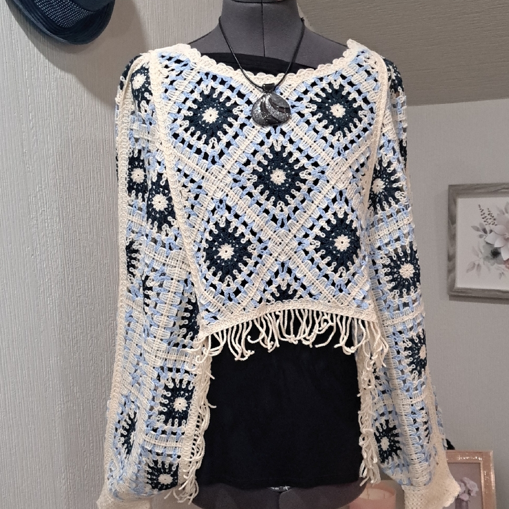 Chic Crochet Poncho with Fringe